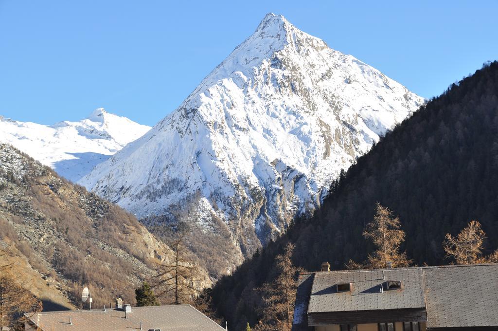Apartmenthaus Holiday Saas Fee Kültér fotó